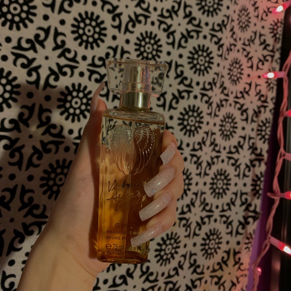 VICTORIA’S SECRET ANGEL GOLD FRAGRANCE MIST